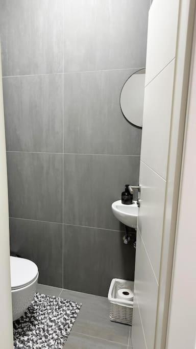 New Modern Accommodation In City Metković المظهر الخارجي الصورة