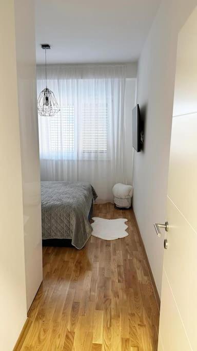 New Modern Accommodation In City Metković المظهر الخارجي الصورة